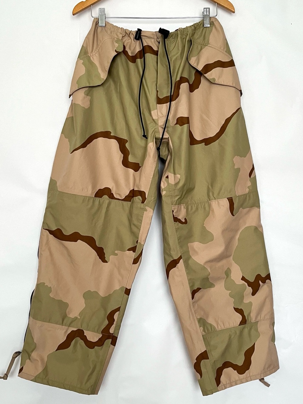 USGI Military ECWCS Gore-Tex Cold Weather Trousers Desert Camo Size Large Short